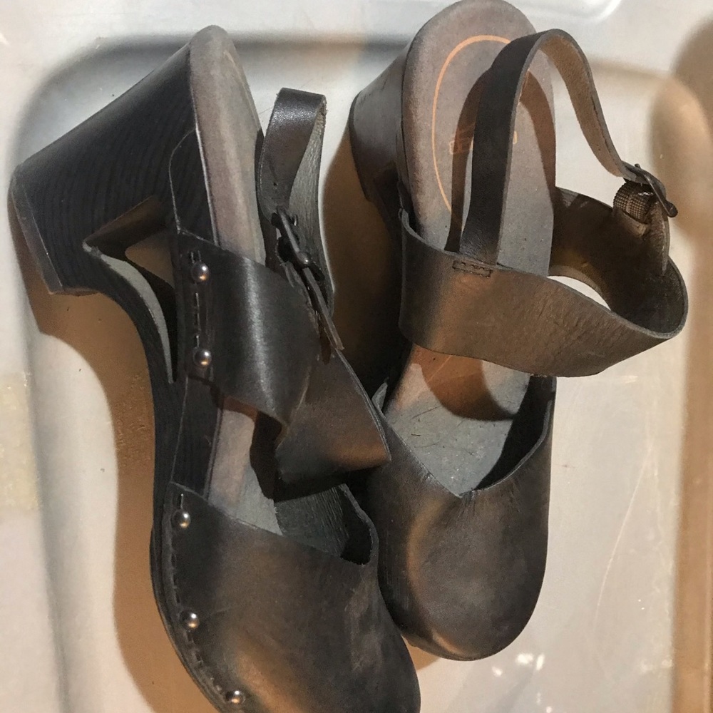 Dansko wedges